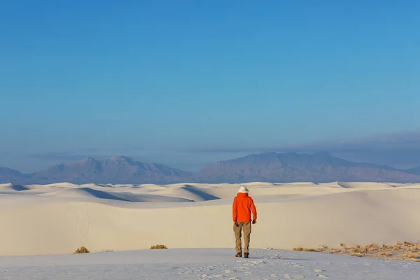 Wanderer Den White Sands Dunes New Mexico Usa — Stockfoto