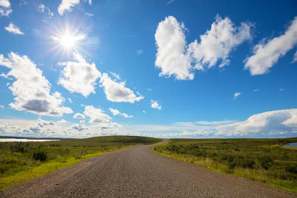 Infinita Highway Dempster Perto Círculo Polar Ártico Estrada Cascalho Remoto — Fotografia de Stock