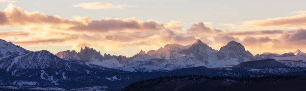 Sierra Nevada Montanhas Califórnia Eua Início Temporada Inverno — Fotografia de Stock