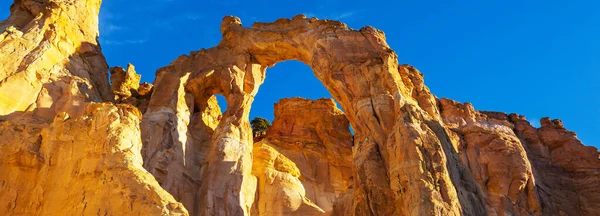 ユタ州 アメリカの美しいグロブナーアーチ — ストック写真