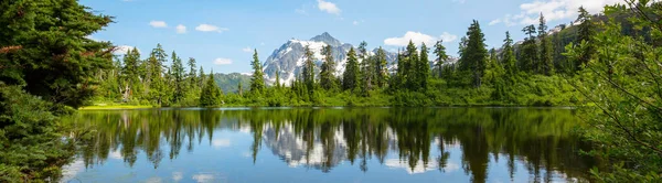 Scenic Picture See Mit Mount Shuksan Reflexion Washington Usa — Stockfoto