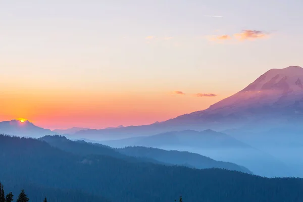 Scénický Západ Slunce Horách Krásné Přírodní Pozadí — Stock fotografie