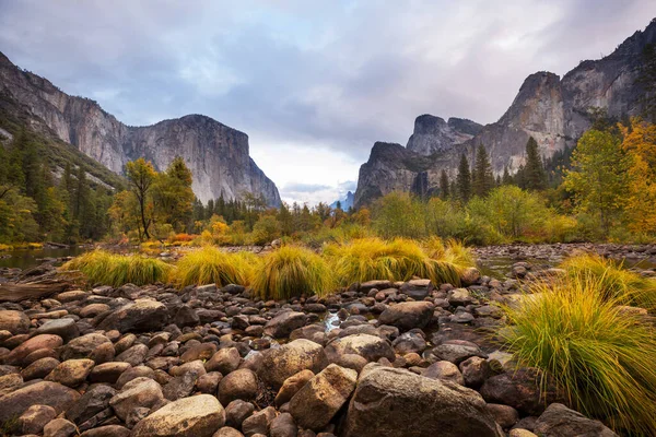 Beautiful Fall Season Yosemite National Park California Usa — Stock Photo, Image