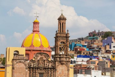 Meksika 'nın ünlü şehri Guanajuato' nun güzel manzarası.