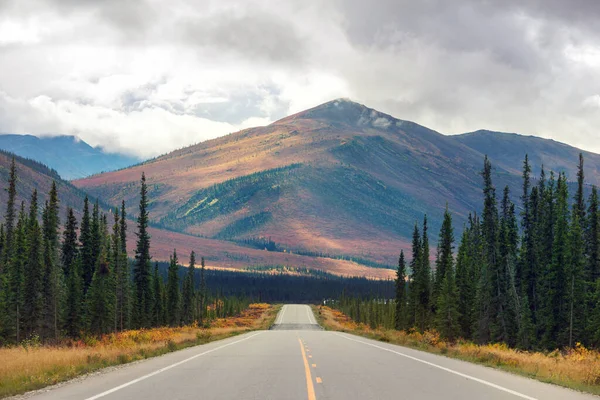 Highway Alaska Ηνωμένες Πολιτείες — Φωτογραφία Αρχείου