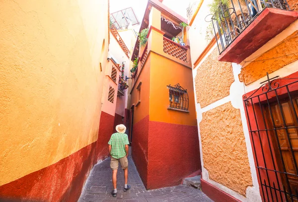 stock image Colonial historical city Guanajuato, famous Alley of the Kiss (Callejon del Beso), Mexico