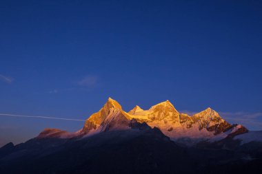 Cordillera Blanca, Peru, Güney Amerika 'daki güzel dağ manzaraları