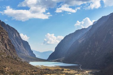 Cordillera Blanca 'da güzel dağlar, Peru, Güney Amerika