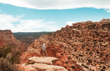 Utah, Capitol Resifi Ulusal Parkı 'ndaki alışılmadık doğal manzaralar.
