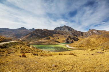 Cordillera Blanca 'da güzel dağlar, Peru, Güney Amerika