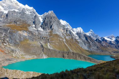 Cordillera Blanca 'da güzel dağlar, Peru, Güney Amerika