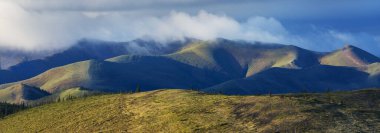 Tundra landscapes above Arctic circle along Dempster highway, Canada
