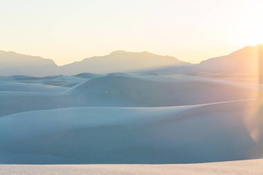 New Mexico, ABD 'deki White Sands Kumulları' ndaki alışılmadık doğal manzaralar.