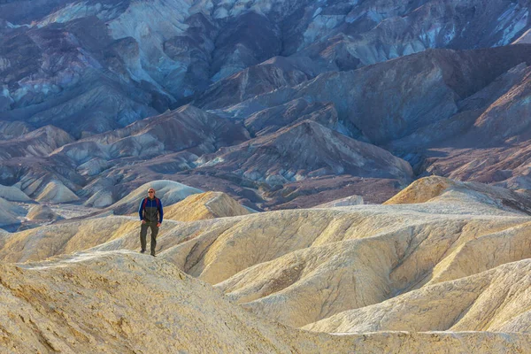 Abd Zabrisk Noktasında Turist Ölüm Vadisi Ulusal Parkı Kaliforniya — Stok fotoğraf