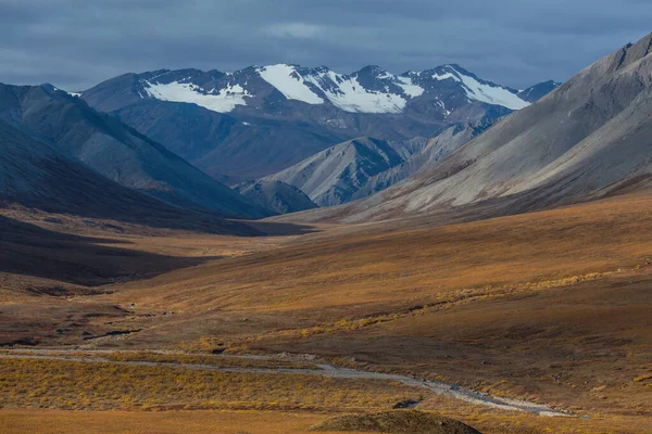Ορεινά Τοπία Πάνω Από Τον Αρκτικό Κύκλο Κατά Μήκος Της — Φωτογραφία Αρχείου