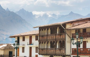 Güney Amerika, Peru 'daki Koloni mimarisi.