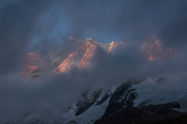 Cordillera Blanca, Peru, Güney Amerika 'daki güzel dağ manzaraları