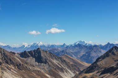 Cordillera Blanca, Peru, Güney Amerika 'daki güzel dağ manzaraları