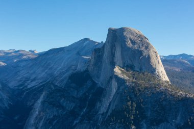 Güzel Yosemite Ulusal Parkı manzaraları, California
