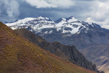 Cordillera Blanca, Peru, Güney Amerika 'daki güzel dağ manzaraları