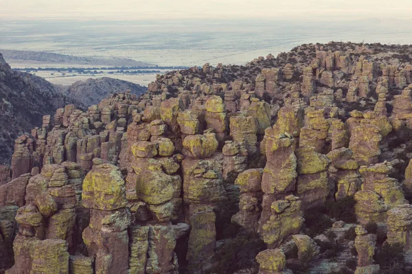 Arizona, ABD 'deki Chiricahua Ulusal Anıtı' nın alışılmadık manzarası