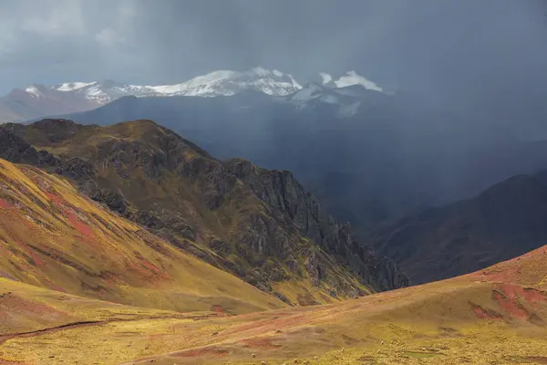 Beautiful Mountains Landscape Peru Pallay Poncho Alternative Rainbow Mountains — Stock Photo, Image
