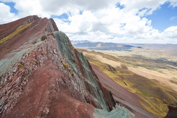 Schöne Berglandschaft Peru Pallay Poncho Alternative Regenbogenberge — Stockfoto
