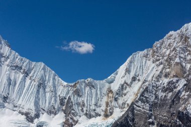 Cordillera Blanca, Peru, Güney Amerika 'daki güzel dağ manzaraları