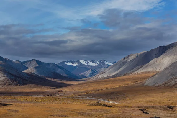 Τούντρα Τοπία Πάνω Από Τον Αρκτικό Κύκλο — Φωτογραφία Αρχείου