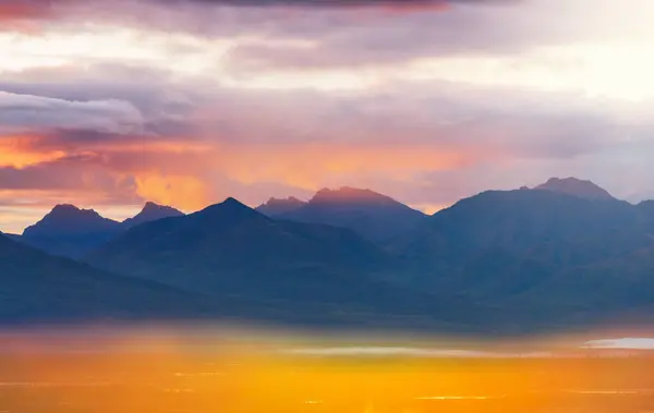 Beautiful High Mountains Alaska United States Amazing Natural Background — Stock Photo, Image