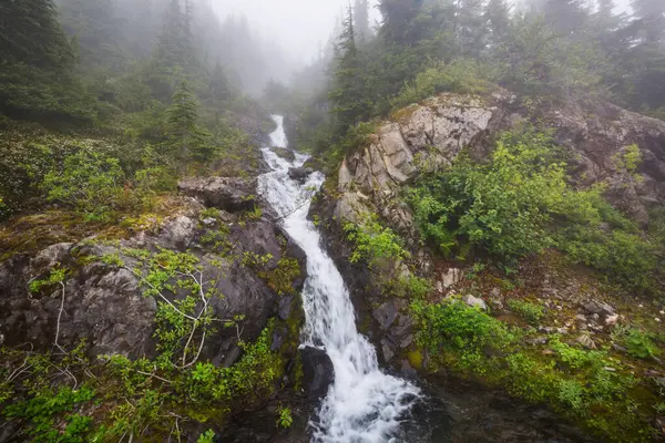 Liberty Cap Waterfall Alaska — Stock Photo, Image