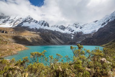Cordillera Blanca 'da güzel dağlar, Peru, Güney Amerika