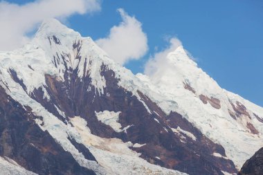 Cordillera Blanca, Peru, Güney Amerika 'daki güzel dağ manzaraları