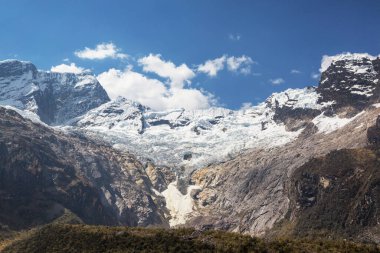 Cordillera Blanca, Peru, Güney Amerika 'daki güzel dağ manzaraları
