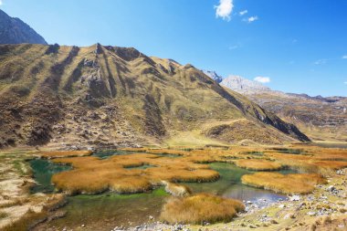 Cordillera Blanca 'da güzel dağlar, Peru, Güney Amerika