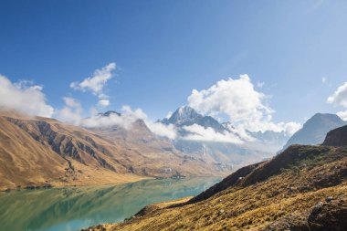 Cordillera Blanca 'da güzel dağlar, Peru, Güney Amerika