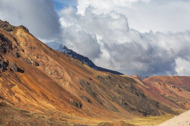Cordillera Blanca, Peru, Güney Amerika 'daki güzel dağ manzaraları
