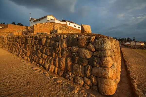 Güney Amerika, Peru 'daki Koloni mimarisi.