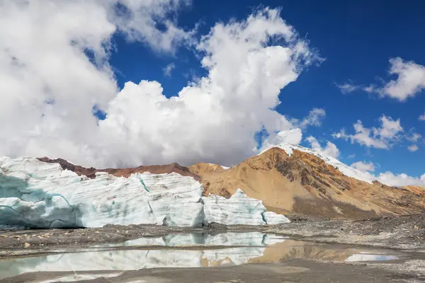 Icebergs Lake High Cordillera Blanca Mountains Peru South America — Stock Photo, Image