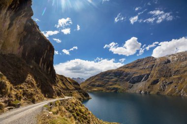 Cordillera Blanca 'da güzel dağlar, Peru, Güney Amerika