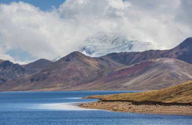 Cordillera Blanca 'da güzel dağlar, Peru, Güney Amerika