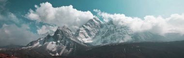 Sagarmatha bölgesindeki dağlar, Himalaya