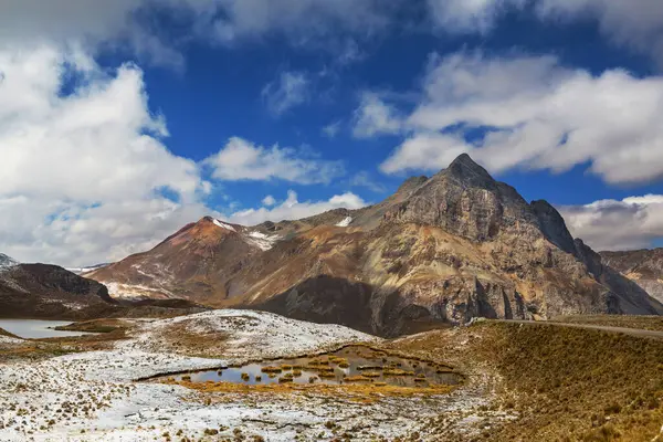 Gyönyörű Hegyi Cordillera Blanca Peru Dél Amerika — Stock Fotó
