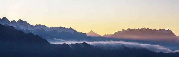 Cordillera Blanca ペルー 南アメリカの美しい山の風景 ストック画像