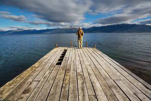 Man End World Beautiful Natural Landscape Beagle Sound Ushuaia Argentina — Stock Photo, Image