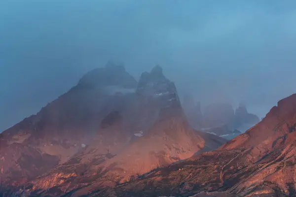 トーレス ペイン国立公園 チリの美しい山の風景 世界的に有名なハイキング地域 — ストック写真