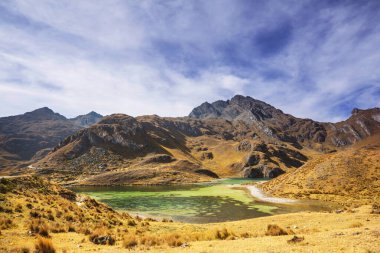 Cordillera Blanca 'da güzel dağlar, Peru, Güney Amerika