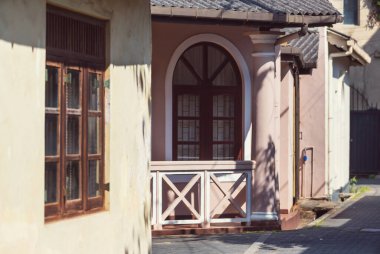 Eski şehirde sokak sahnesi