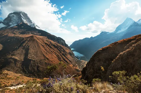Όμορφα Βουνά Τοπία Cordillera Blanca Περού Νότια Αμερική Εικόνα Αρχείου