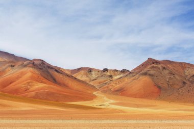 Efsanevi Salvador Dali Çölü. Bolivya 'da alışılmadık doğal manzaralar.